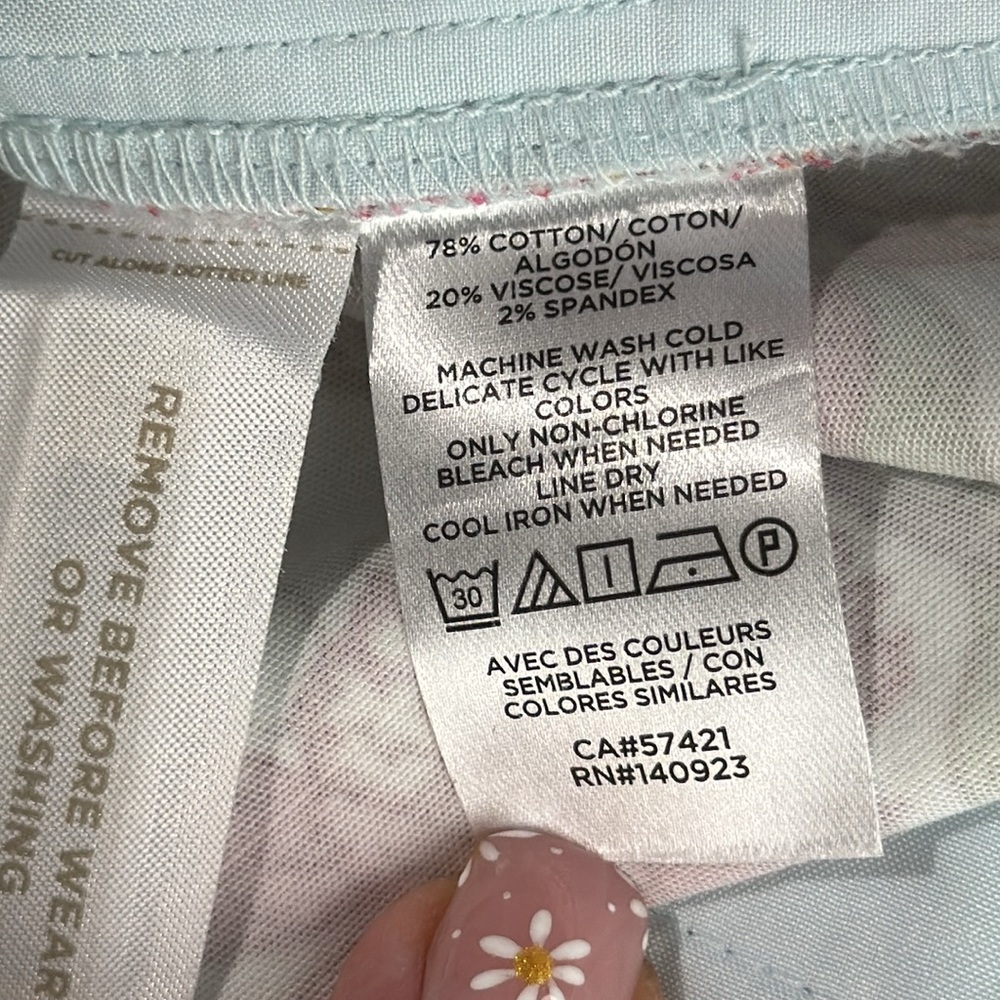 NWOT LOFT™️ Women's Size 0 'THE RIVIERA SHORT' Stretch Bright Floral Shorts - Picture 10 of 14